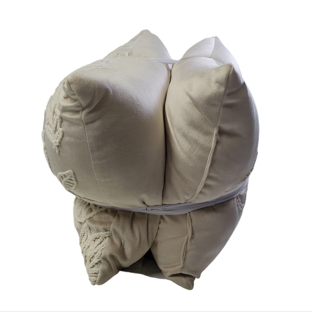 NEW Leafton Farm Set Of 2 Decorative Pillows Autumn/Fall Home Throw Pillows